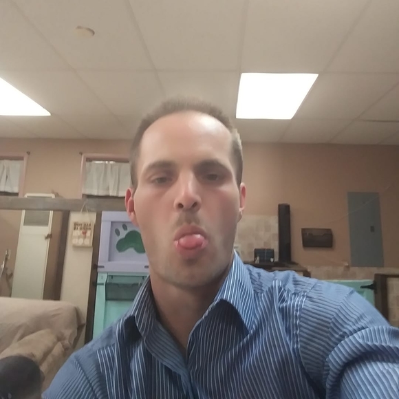 Meet your Posher, Anthony - Picture 1 of 1